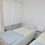 Дом отдыха F - Kamari Village