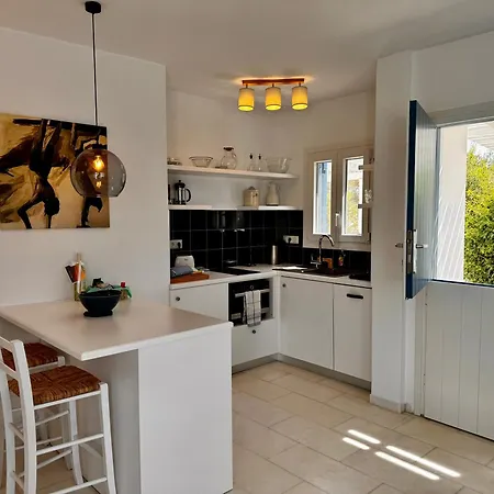 Casa vacanze F - Kamari Village Kastrákion