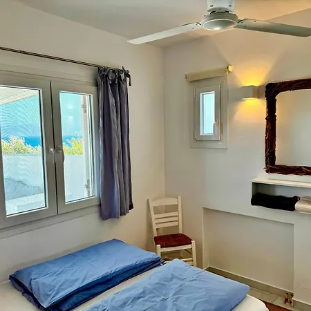 F - Kamari Village *